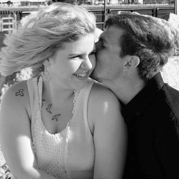 Meet your Posher, Roxanne - Picture 1 of 1